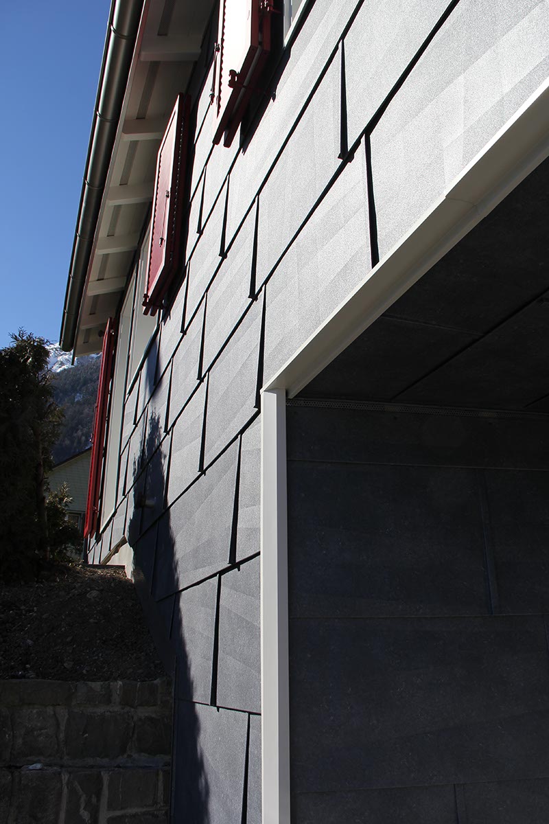 Bless Gebäudehüllen: Referenz Fassade/Dachdecker