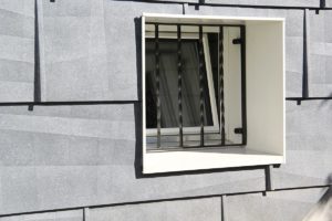 Bless Gebäudehüllen: Referenz Fassade/Dachdecker